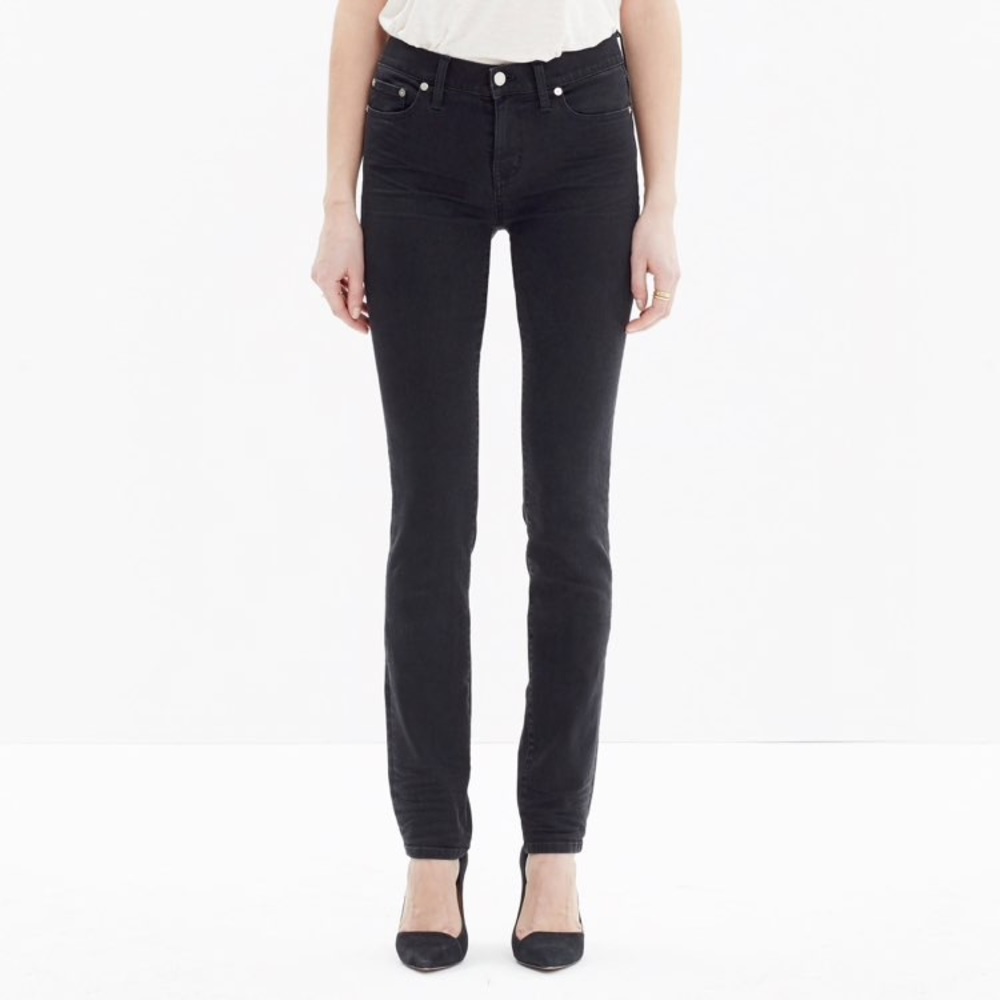Madewell highwaisted, straight cut jeans (size 25)